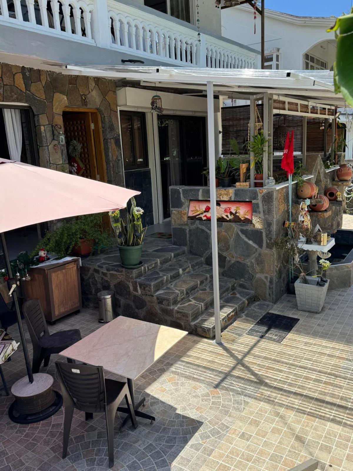 Jn Sunflower Residence Le Morne Exterior photo